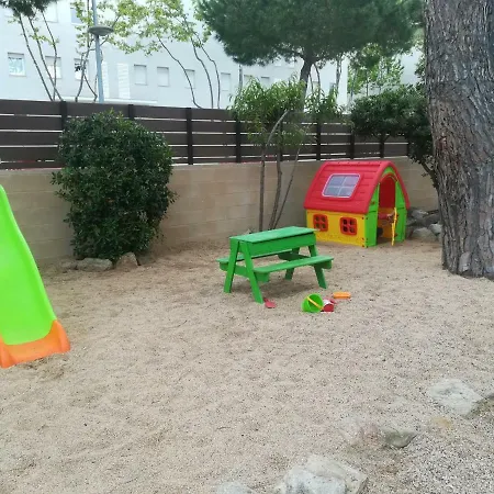 Apartamentos Les Palmeres Castell-Castell-Platja d'Aro Buitenkant foto