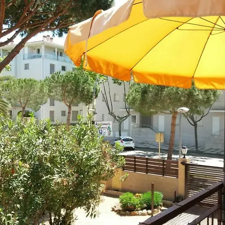 Apartamentos Les Palmeres Castell-Castell-Platja d'Aro Buitenkant foto